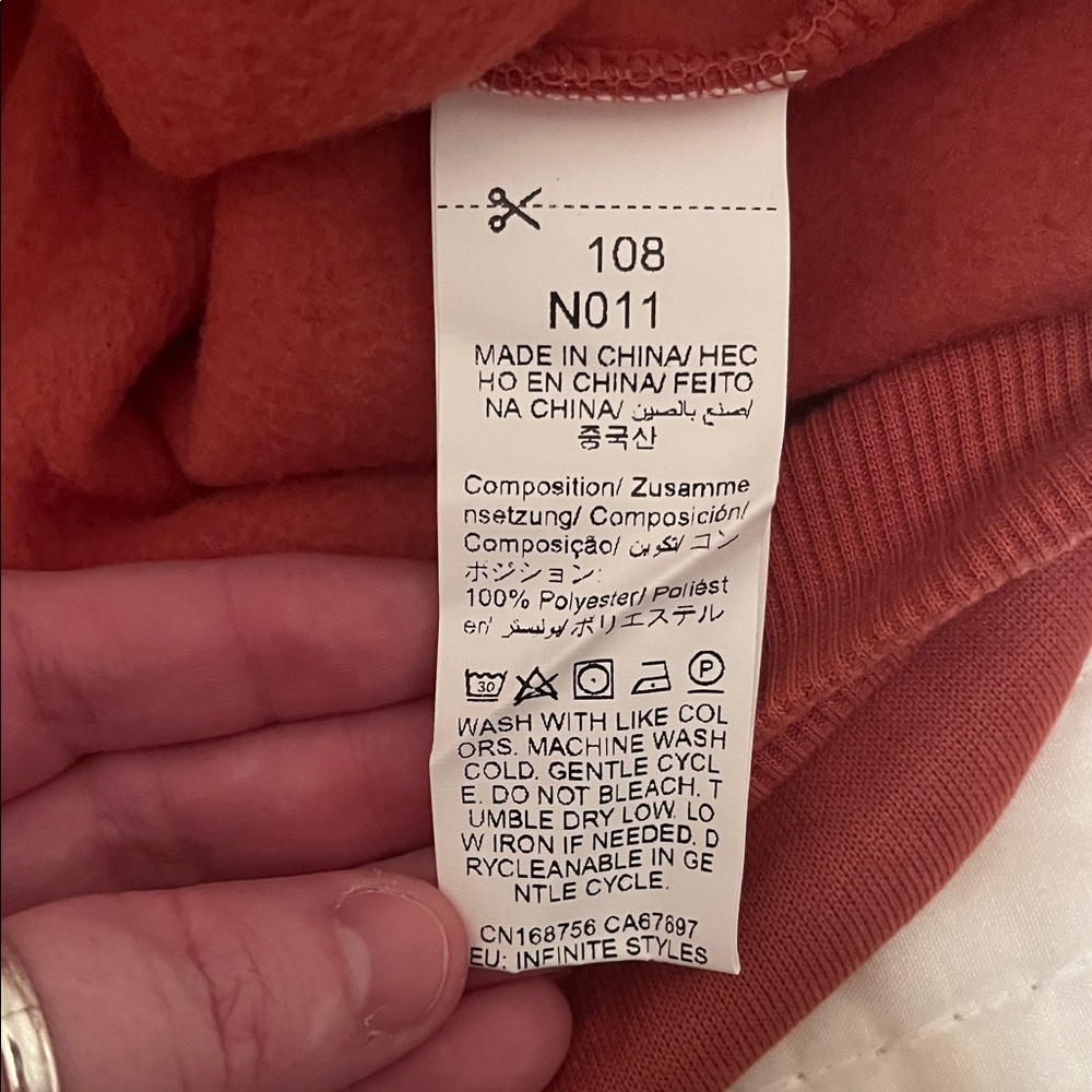 SHEIN Red Crewneck “always cold” Sweatshirt | Size L 8/10 - Picture 10 of 12